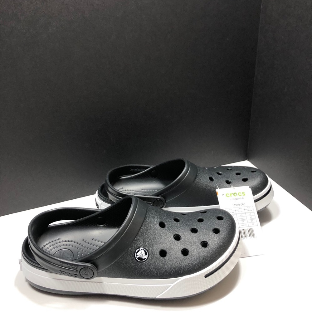 NEW🖤CROCS Classic Clog - Picture 2 of 12